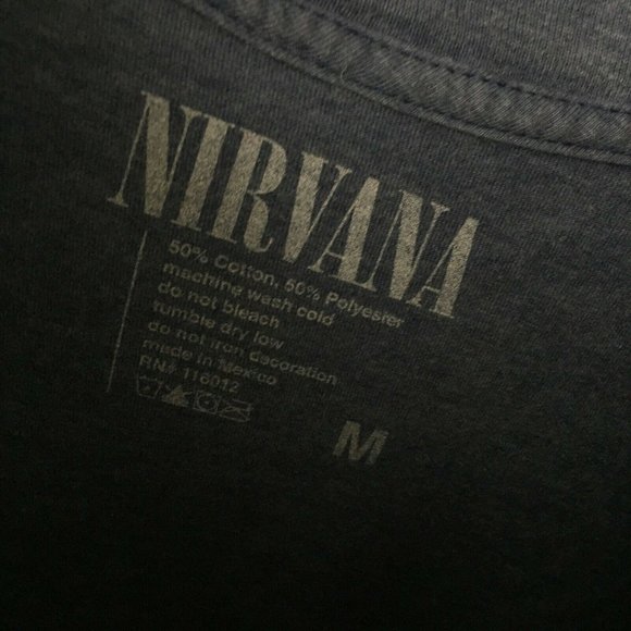 Nirvana Graphic Band Tee T Shirt Crop Top Cut M - Picture 4 of 6